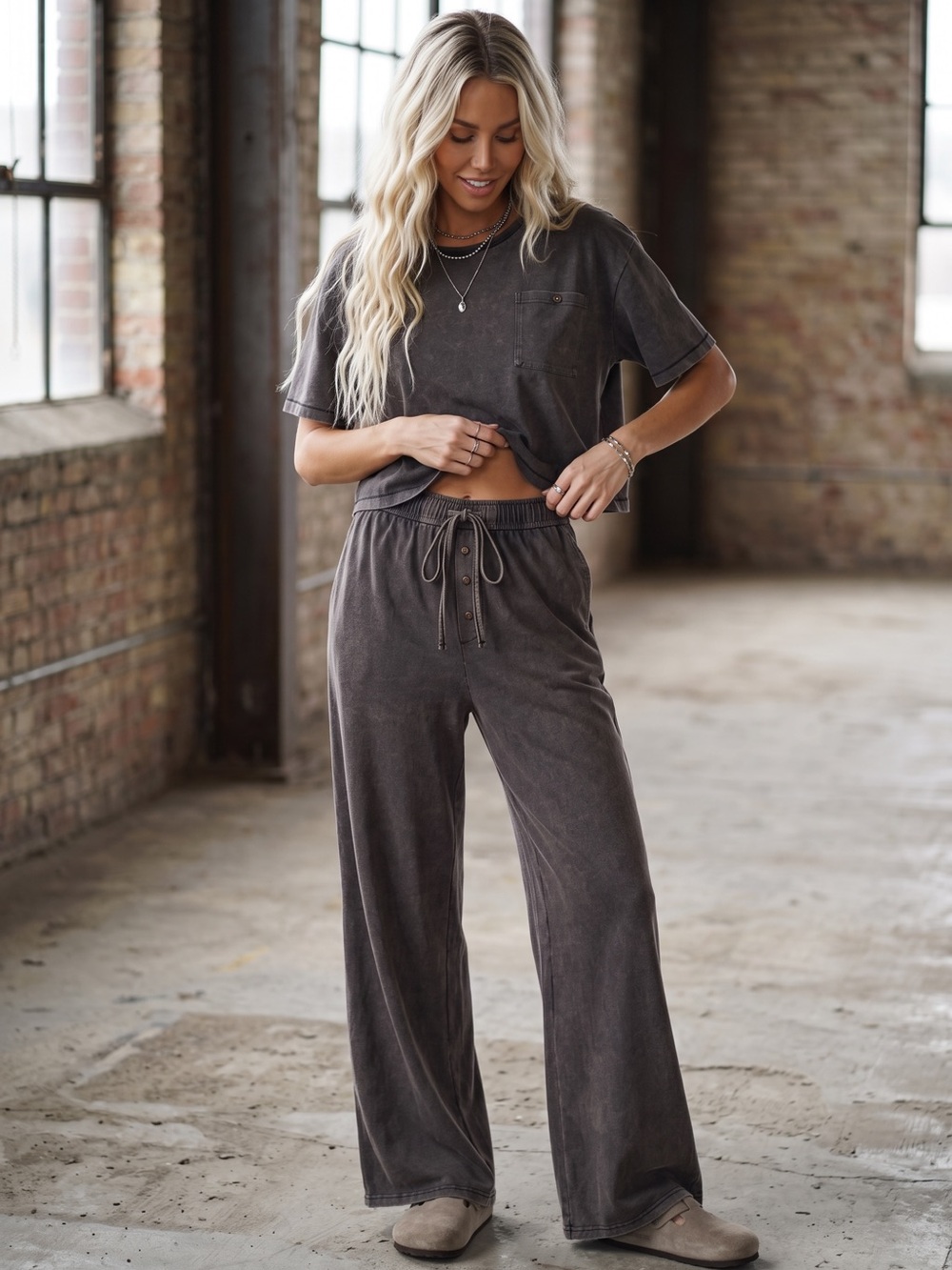 NWT Eesome Mineral Wash Set Matching Tee T-Shirt Top & Straight Leg Lounge Pants
